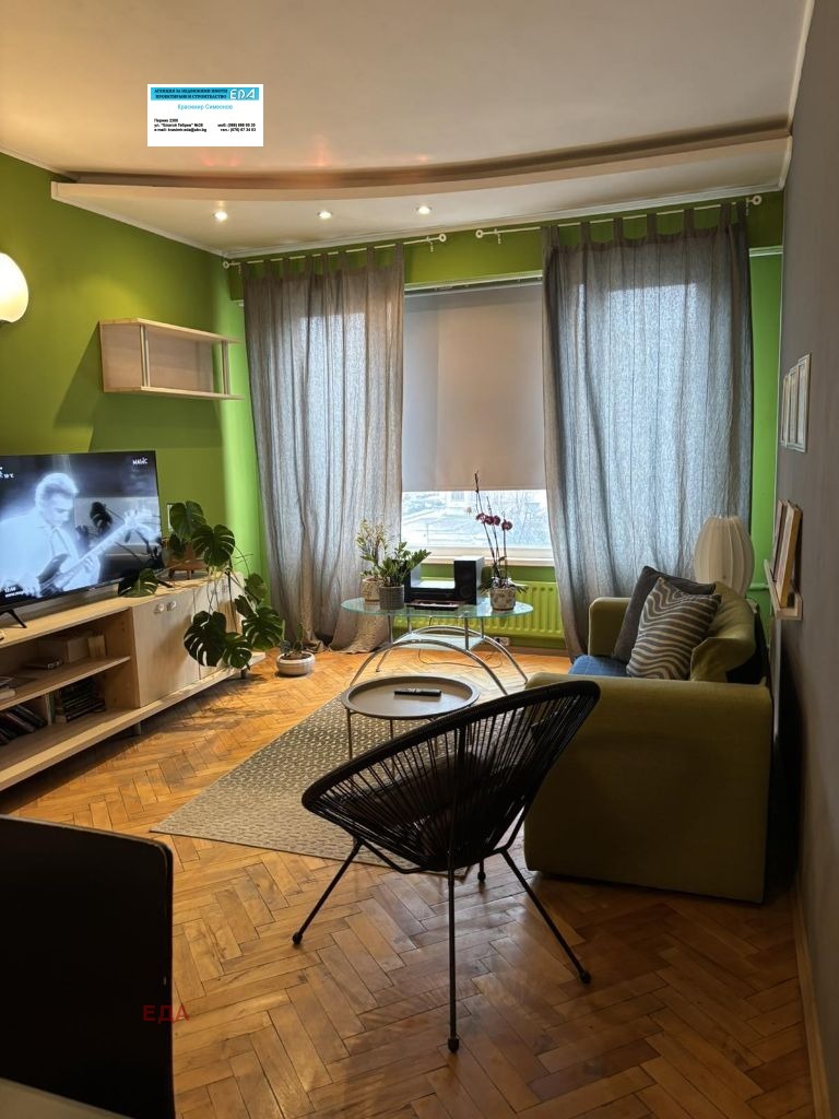 Продава 3-СТАЕН, гр. Перник, Изток