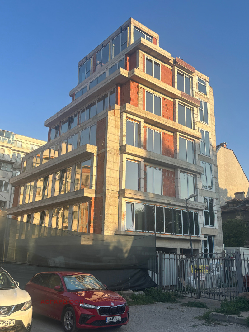 Te koop  3 slaapkamers Sofia , Oborishte , 135 m² | 29831497 - afbeelding [2]