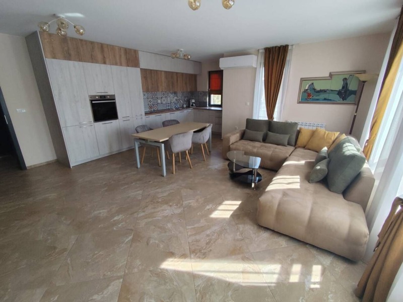 Продава МНОГОСТАЕН, гр. Пловдив, Център, снимка 2 - Апартаменти - 52730495