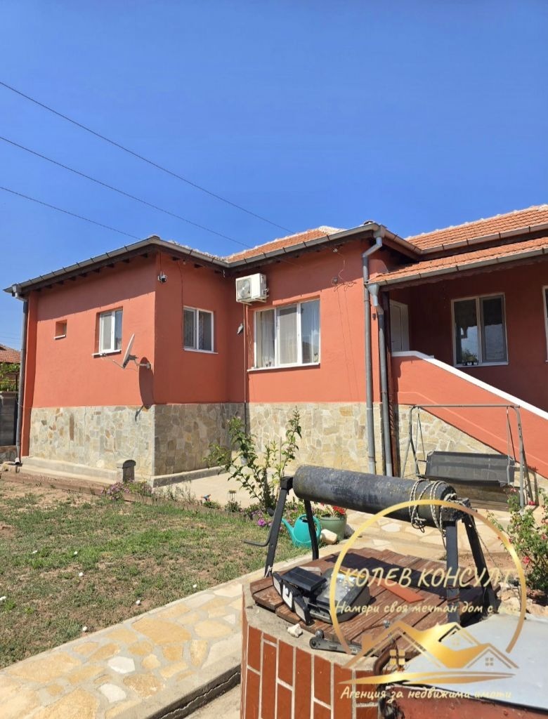 Продава КЪЩА, с. Лозен, област Хасково, снимка 2 - Къщи - 55809218