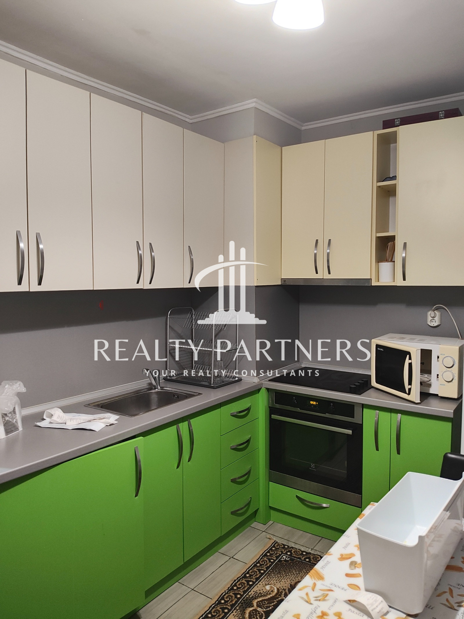 Продава 2-СТАЕН, гр. Перник, Изток, снимка 2 - Апартаменти - 54092668