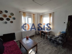 Продава къща област Бургас с. Загорци - [1] 