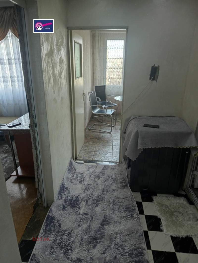 Продава 2-СТАЕН, гр. Пазарджик, Изток, снимка 3 - Апартаменти - 53416128