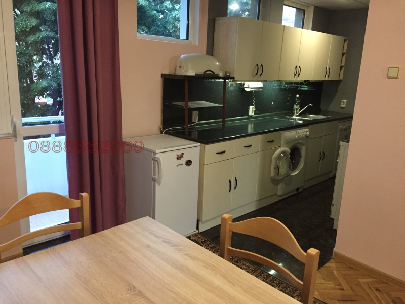 Продава МНОГОСТАЕН, гр. Казанлък, област Стара Загора, снимка 7 - Апартаменти - 52783908