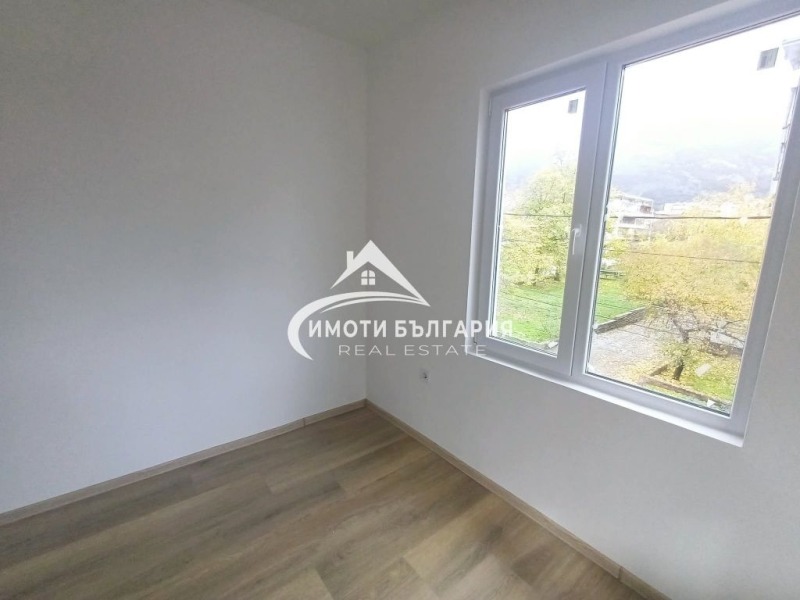 Продава ЕТАЖ ОТ КЪЩА, гр. Сопот, област Пловдив, снимка 6 - Етаж от къща - 52611325