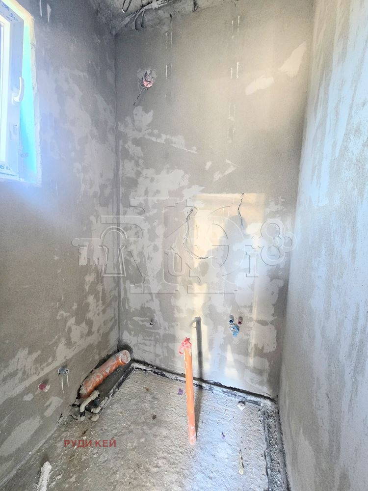 Продава КЪЩА, с. Яребична, област Варна, снимка 13 - Къщи - 51385628