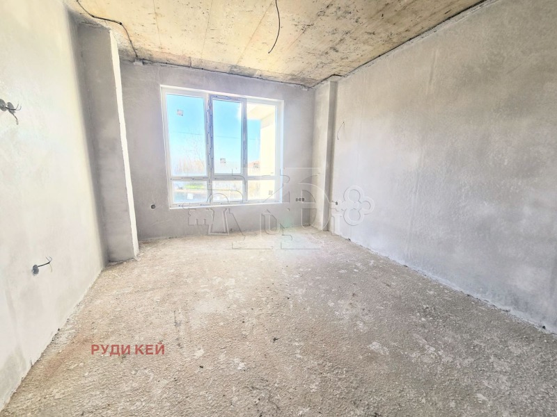 Продава КЪЩА, с. Яребична, област Варна, снимка 11 - Къщи - 51385628