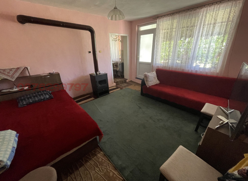 Продава КЪЩА, с. Межден, област Силистра, снимка 9 - Къщи - 52913127