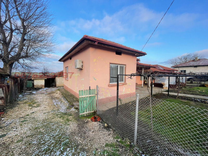 Продава КЪЩА, с. Межден, област Силистра, снимка 5 - Къщи - 52913127