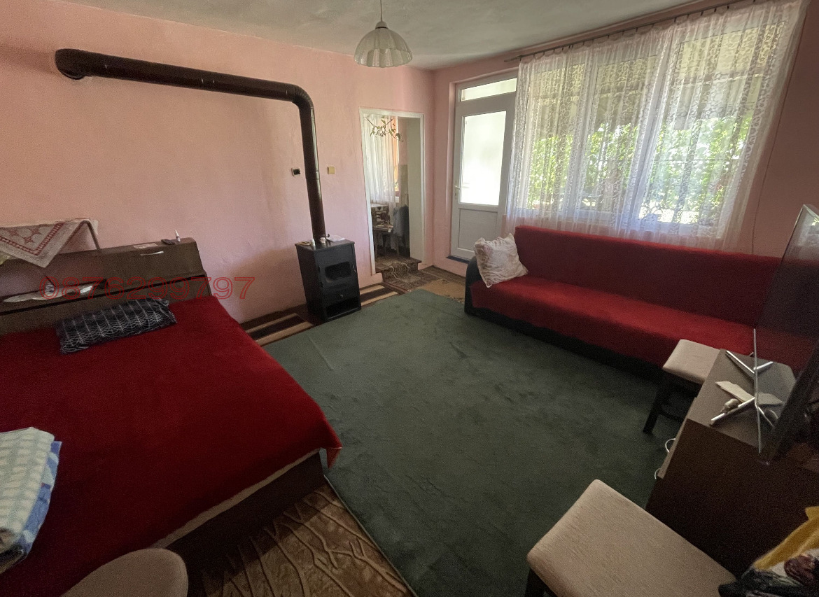 Продава КЪЩА, с. Межден, област Силистра, снимка 9 - Къщи - 56509493