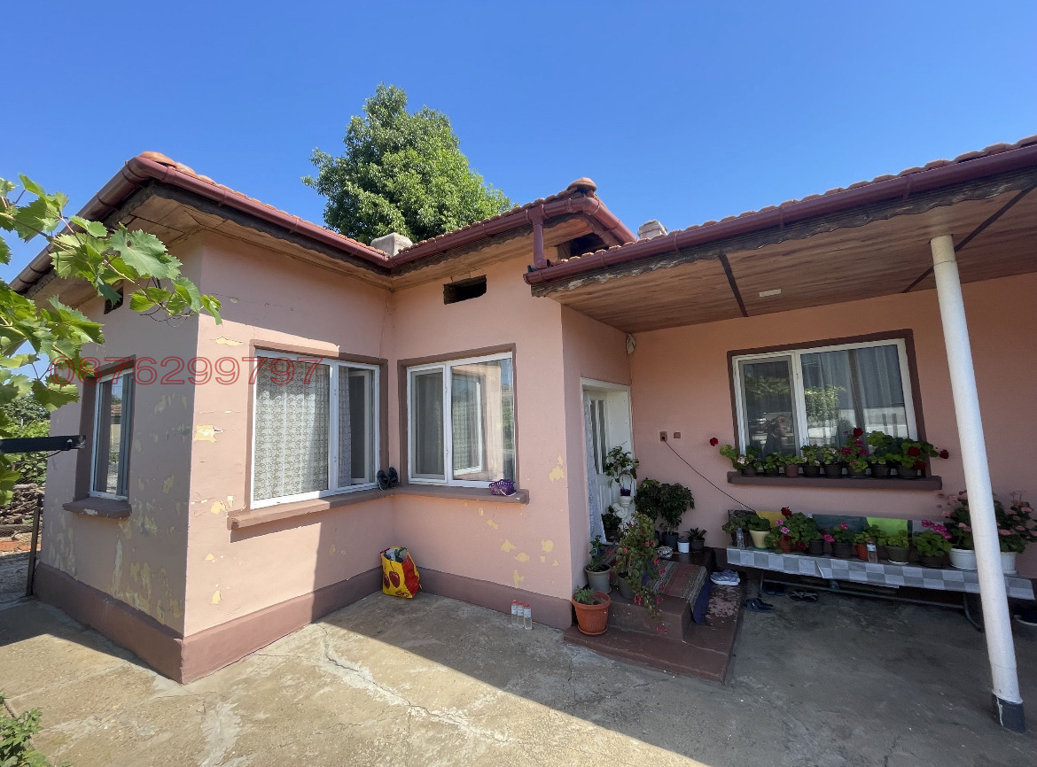 Продава КЪЩА, с. Межден, област Силистра, снимка 3 - Къщи - 56509493