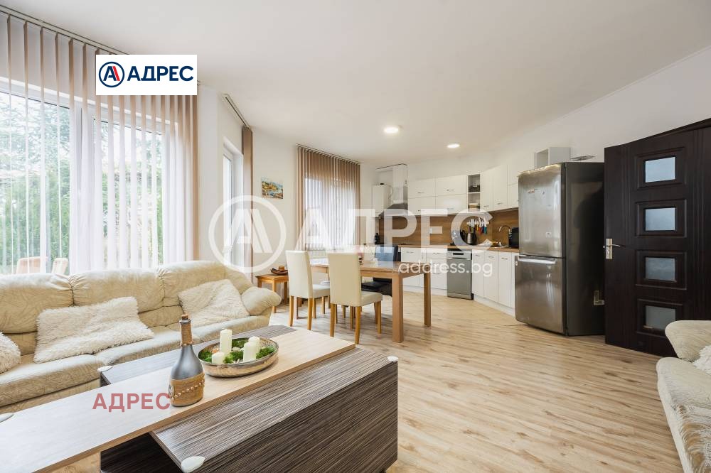 Продава КЪЩА, с. Кичево, област Варна, снимка 8 - Къщи - 53975318