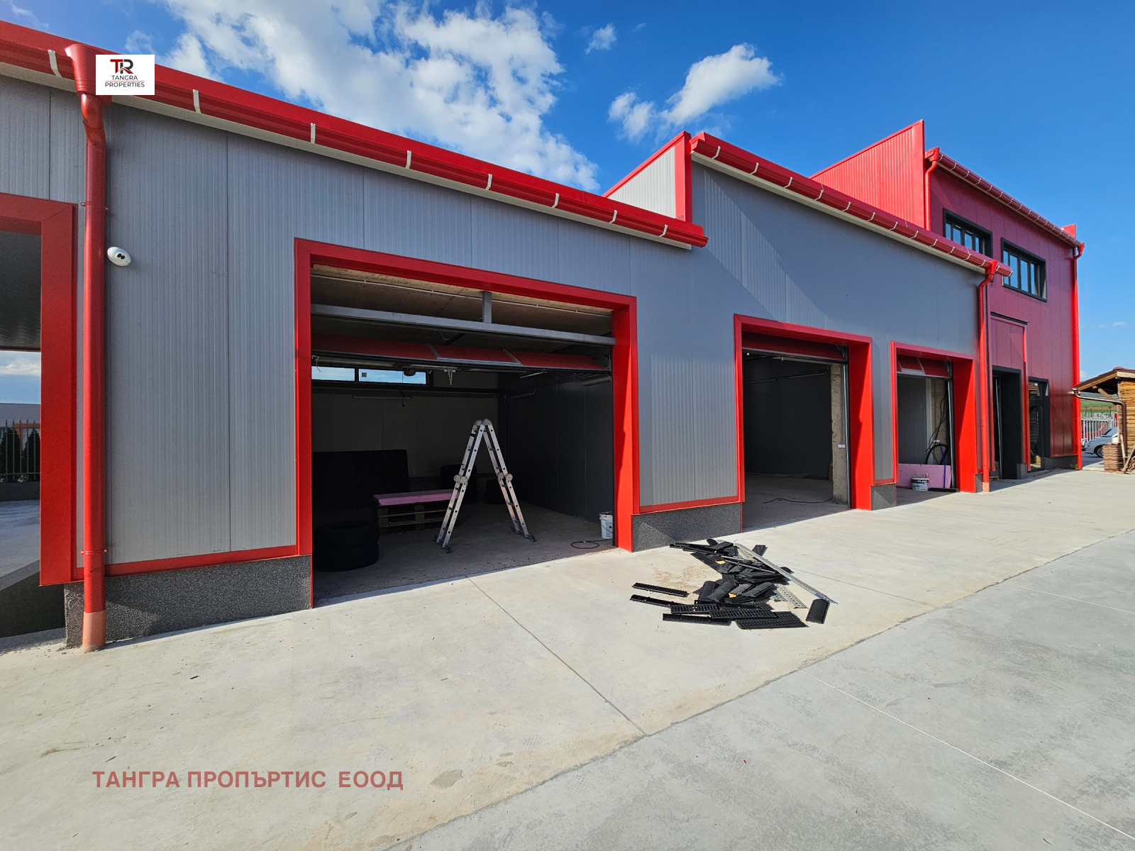 Продава БИЗНЕС ИМОТ, гр. Радомир, област Перник