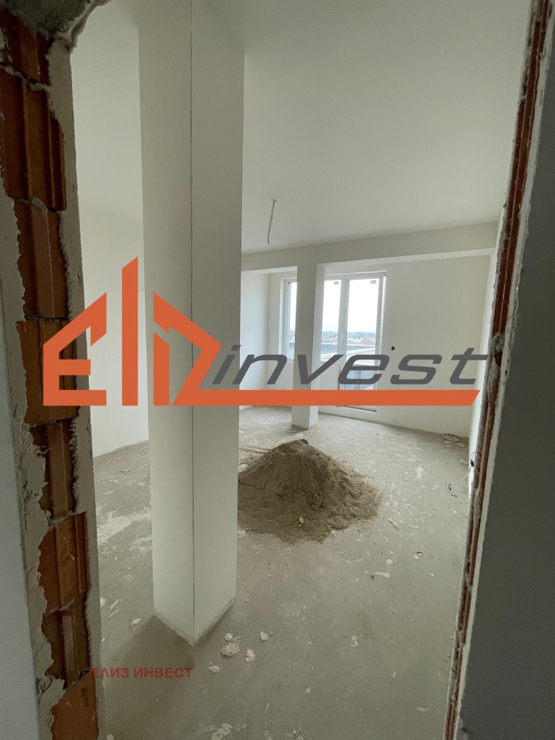 For Sale  3+ bedroom Pazardzhik , Tsentar , 250 sq.m | 66061020 - image [2]