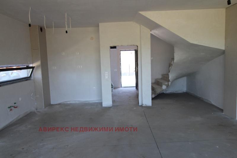 Προς πώληση  σπίτι περιοχή Plovdiv , Παρβενετσ , 148 τ.μ | 18946328 - εικόνα [7]