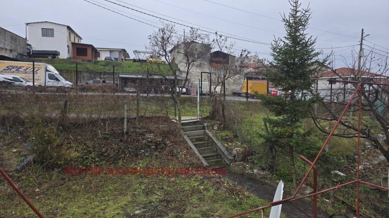 Продава КЪЩА, гр. Дупница, област Кюстендил, снимка 8 - Къщи - 52232248