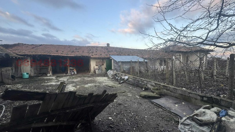 Продава КЪЩА, с. Славейково, област Варна, снимка 3 - Къщи - 53031658