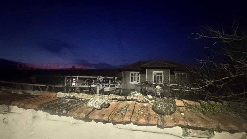 Продава КЪЩА, с. Славейково, област Варна, снимка 4 - Къщи - 53031658