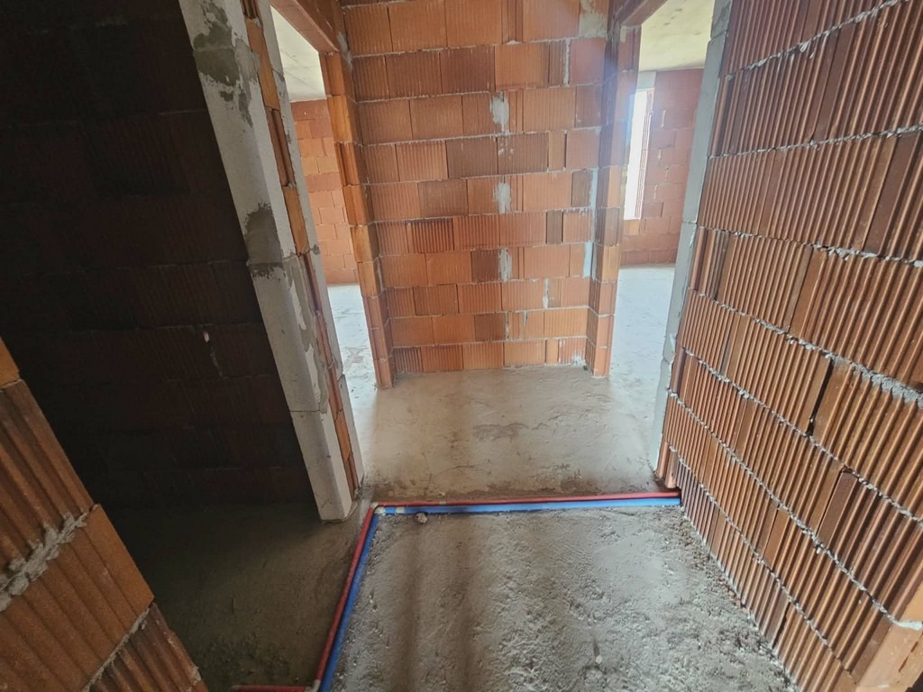 Продава 3-СТАЕН, гр. Кърджали, Център, снимка 12 - Апартаменти - 53790659