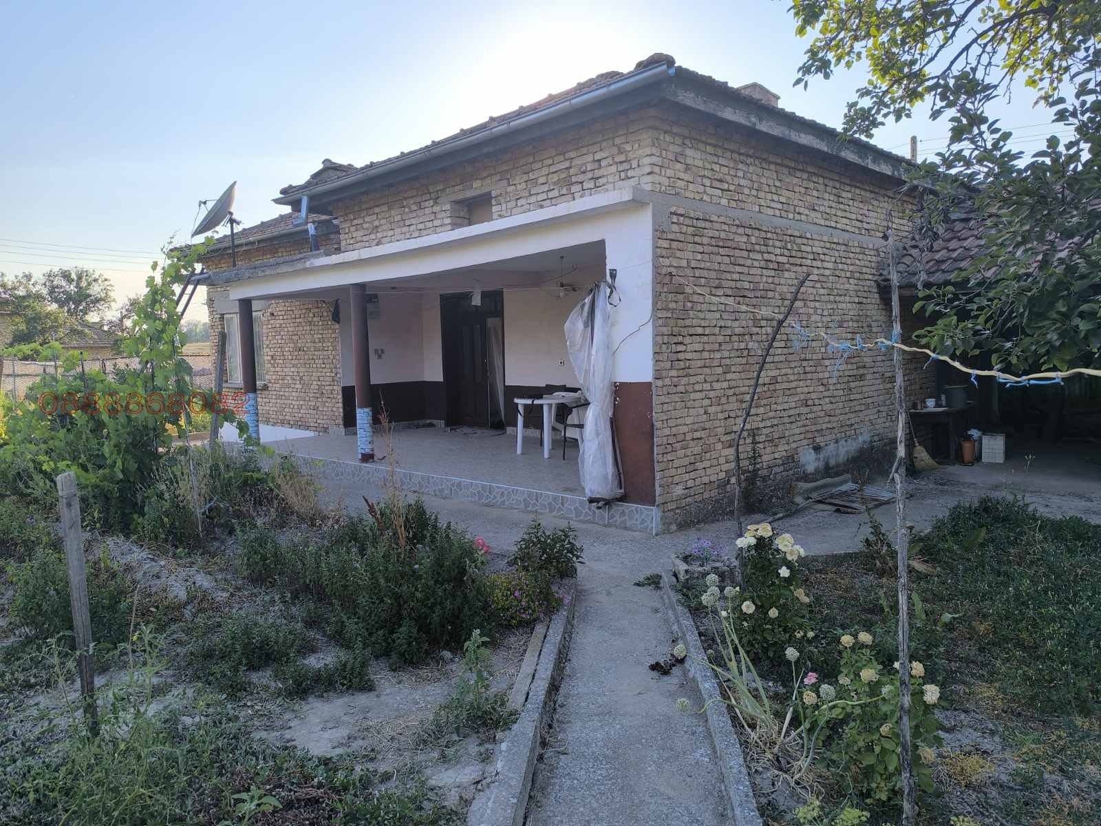 Продава КЪЩА, с. Благово, област Шумен