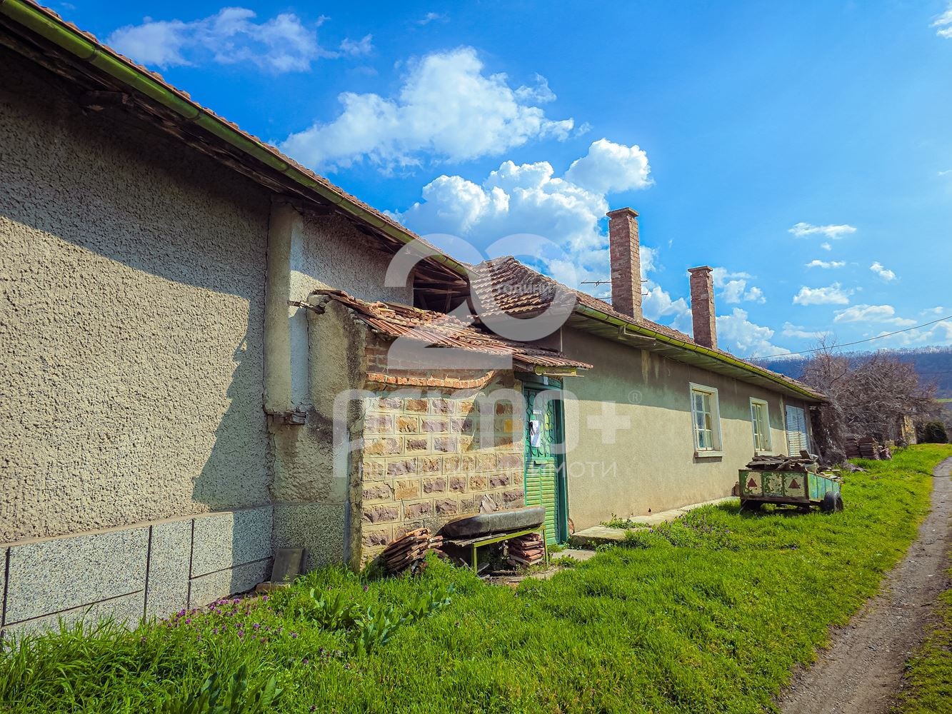 Продава КЪЩА, с. Мерданя, област Велико Търново, снимка 7 - Къщи - 54040558