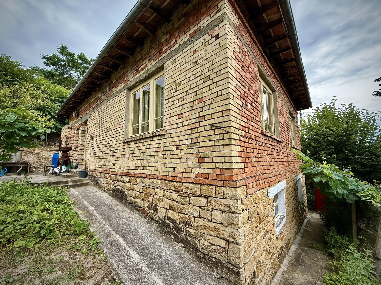 Продава КЪЩА, с. Николаево, област Велико Търново, снимка 13 - Къщи - 55456292