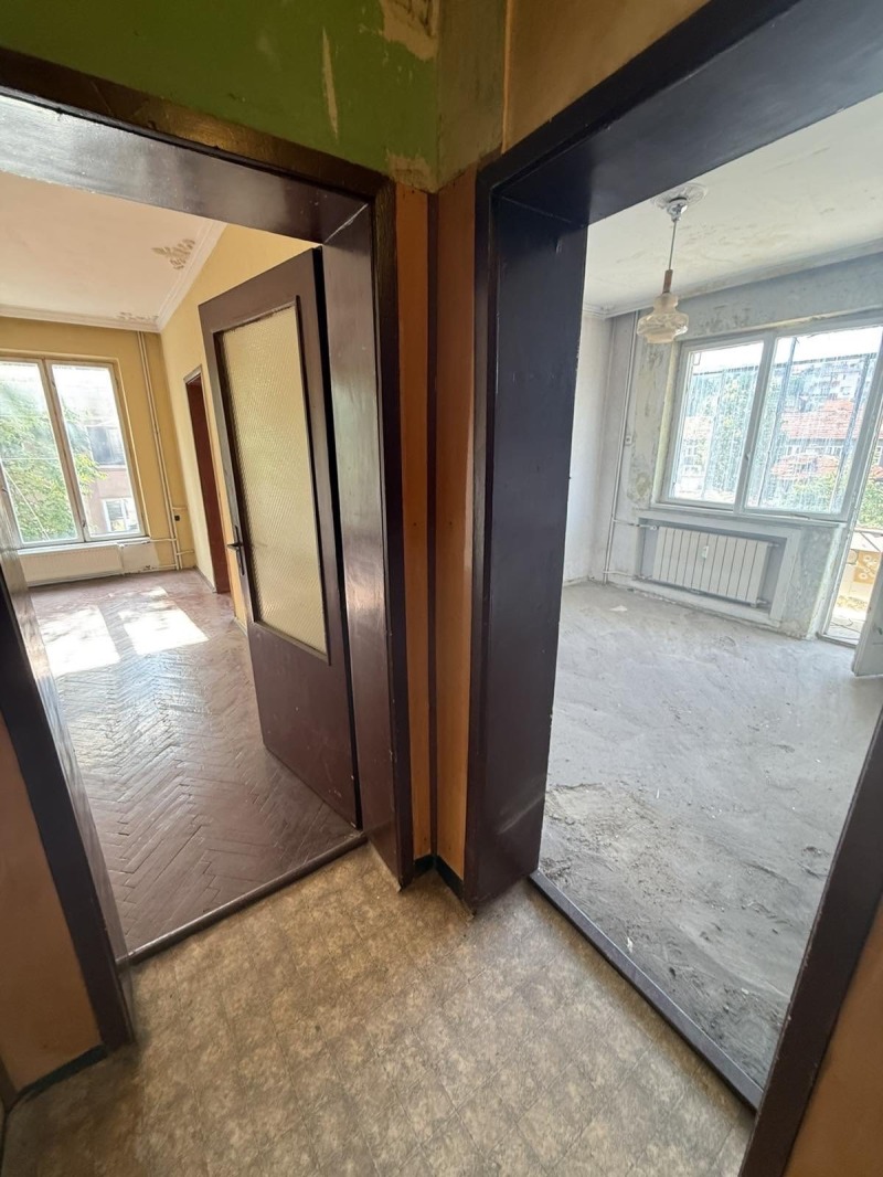 Zu verkaufen  1 Schlafzimmer Pernik , Zentar , 66 qm | 75931060 - Bild [8]