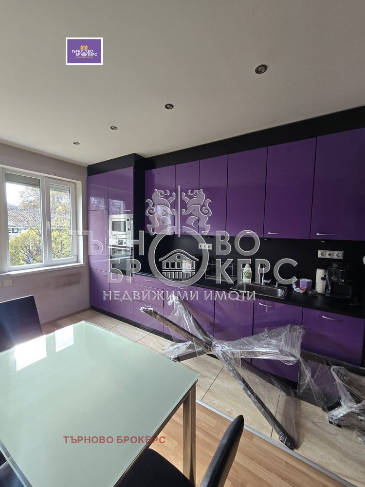 Продава 4-СТАЕН, гр. Велико Търново, Център