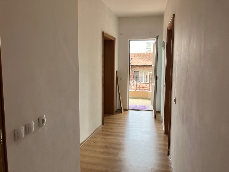 Продава 4-СТАЕН, гр. Пазарджик, Руски, снимка 12 - Апартаменти - 52443417