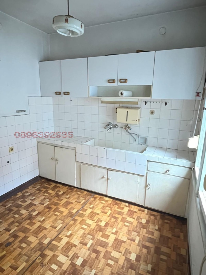 Продава  Етаж от къща област Пловдив , гр. Асеновград , 100 кв.м | 38649349 - изображение [10]