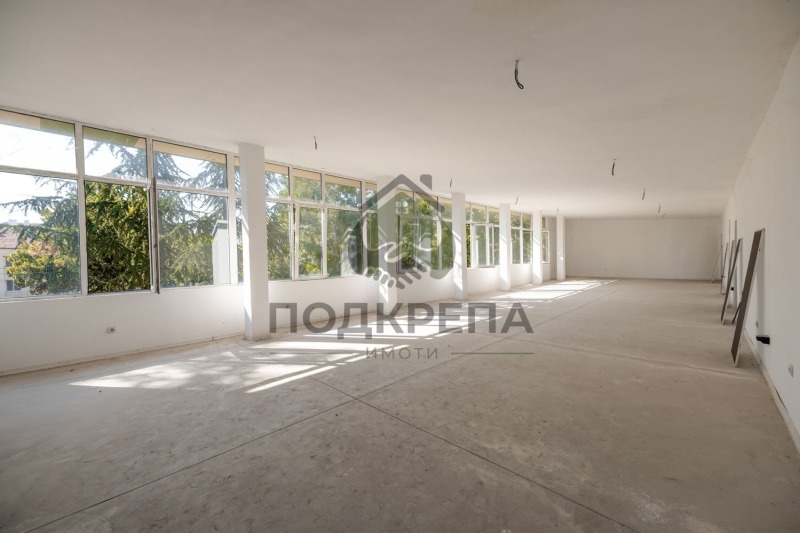 Продава  Пром. помещение, област Пазарджик, с. Главиница •  121 000 € • ID 93127148 — holmes.bg - [1] 
