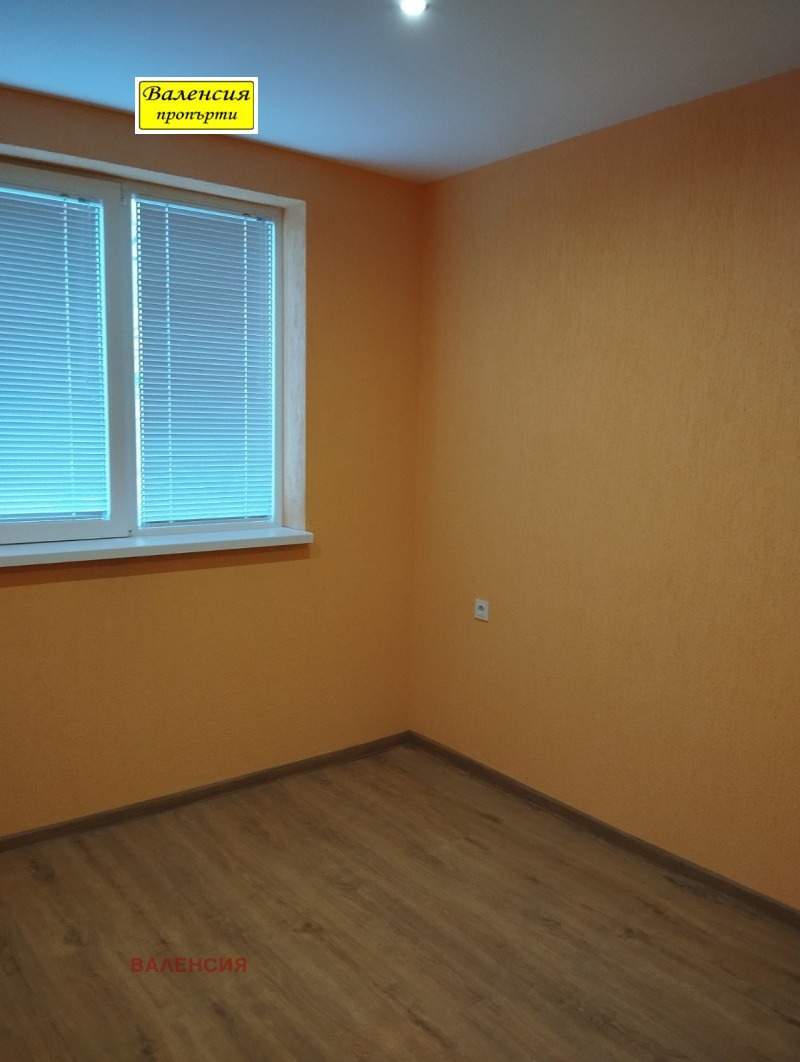 Продава 1-СТАЕН, гр. Враца, Център, снимка 2 - Апартаменти - 53069395