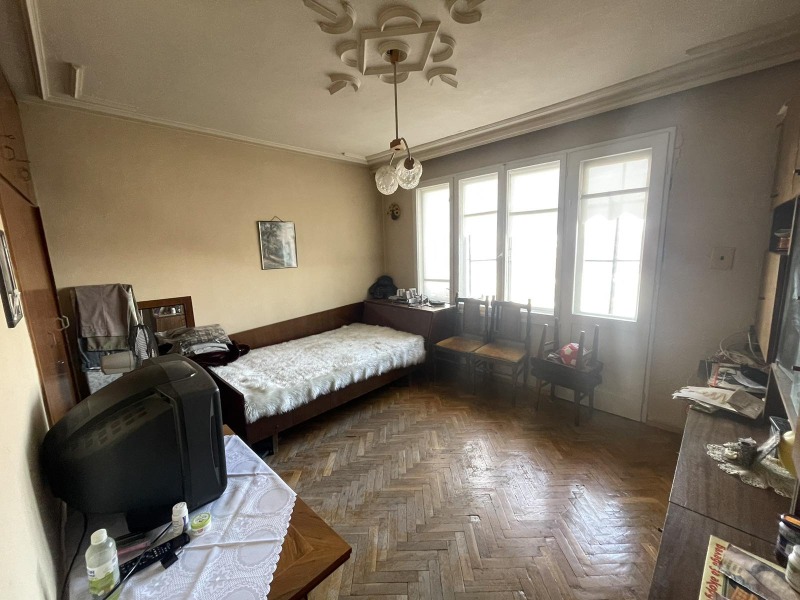 Продава МНОГОСТАЕН, гр. Шумен, Пожарната, снимка 6 - Апартаменти - 52547892