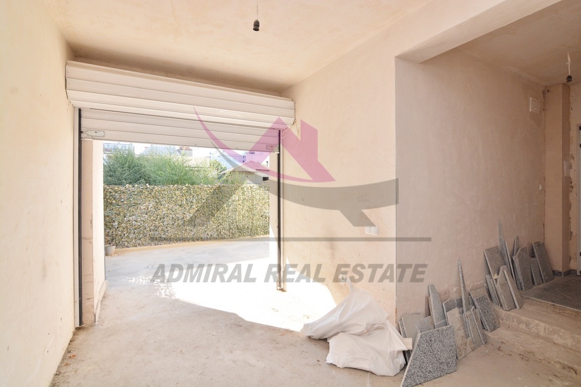 Продава 2-СТАЕН, гр. Варна, Център, снимка 2 - Апартаменти - 56194238