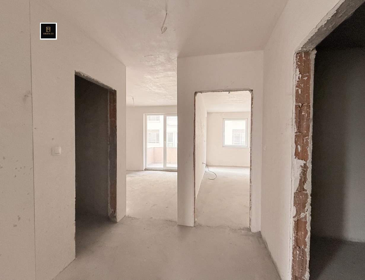 Продава 3-СТАЕН, гр. Пловдив, Остромила