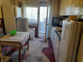 3+ bedroom 9-ti kvartal, Pleven 1