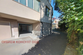 ГАРАЖ, ПАРКОМЯСТО, 22 m2