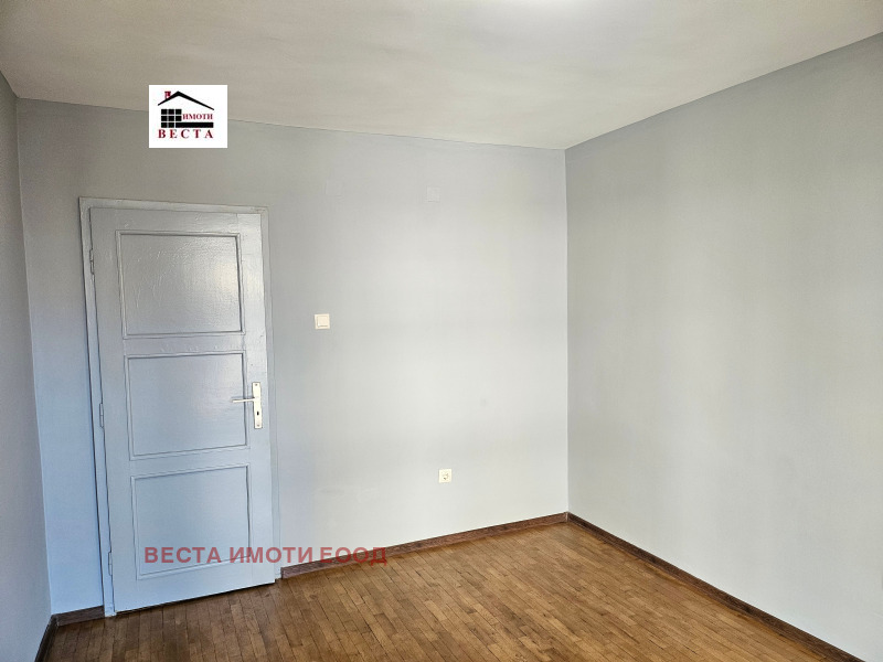 Продава 2-СТАЕН, гр. Варна, Лятно кино Тракия, снимка 11 - Апартаменти - 53095684