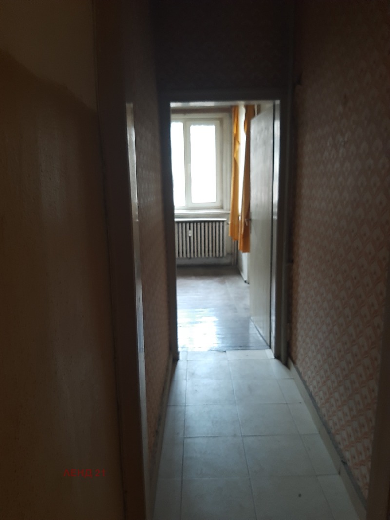 Продава 3-СТАЕН, гр. София, Център, снимка 2 - Апартаменти - 53307388