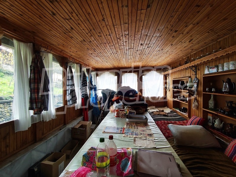 Продава КЪЩА, с. Голям извор, област Ловеч, снимка 10 - Къщи - 52716284