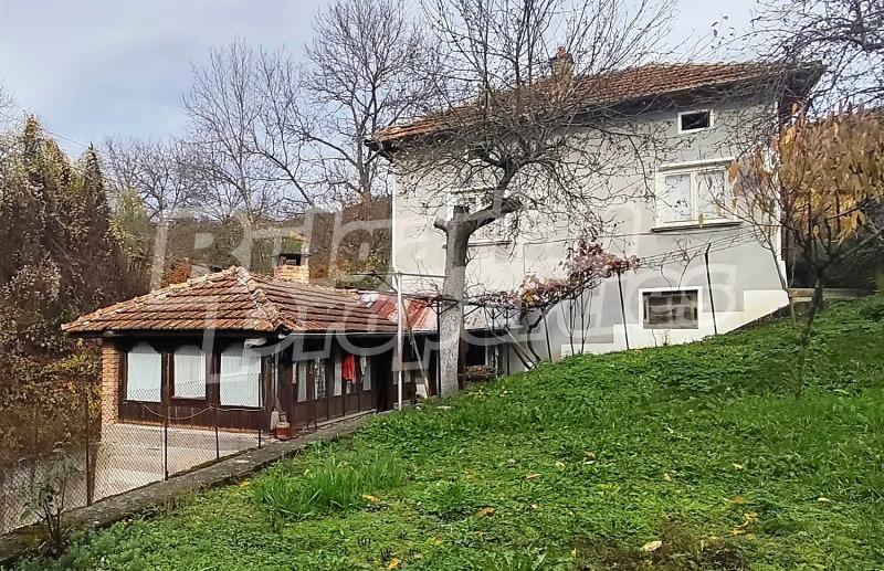 Продава КЪЩА, с. Голям извор, област Ловеч