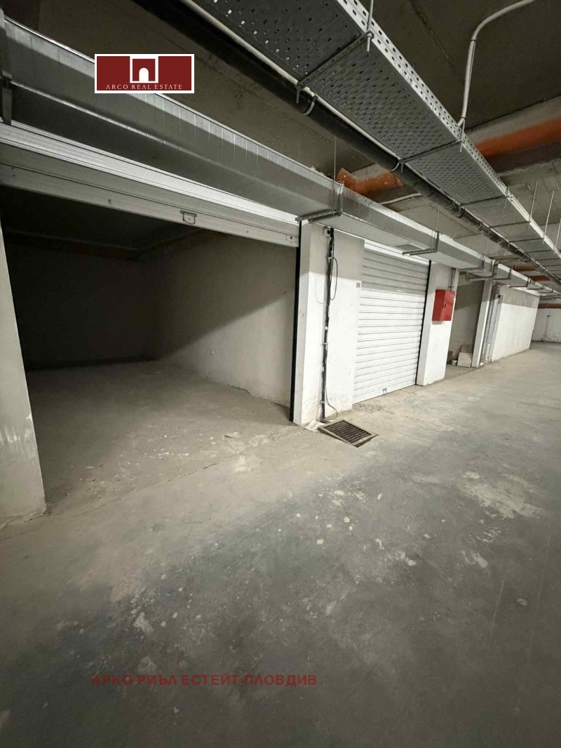 Продава ГАРАЖ, ПАРКОМЯСТО, гр. Пловдив, Кючук Париж