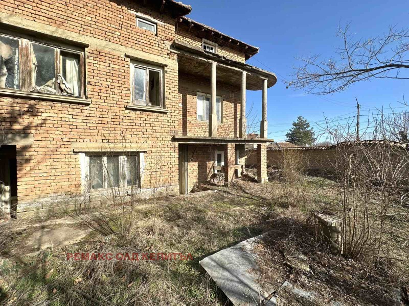 Продава КЪЩА в област Велико Търново, с. Караисен - 160 кв.м / 16 500 € » 32 271.20 лв., РЕМАКС ОЛД КЕПИТЪЛ