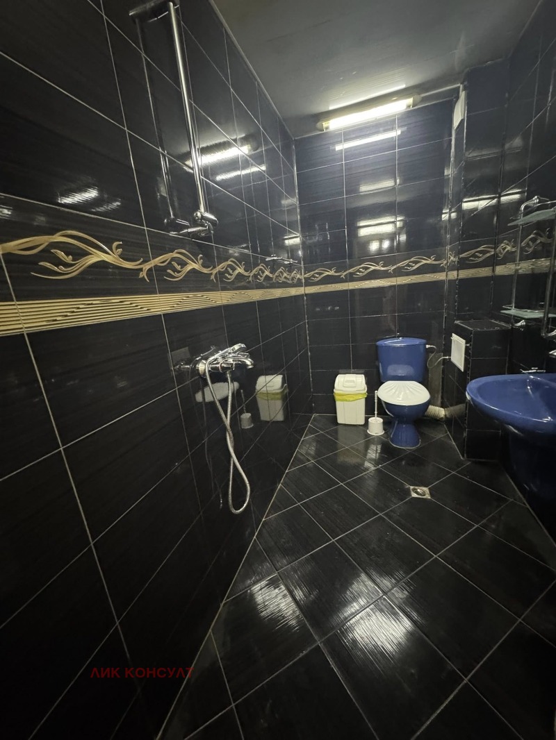 Продава  2-стаен град Търговище , Център , 70 кв.м | 39568629 - изображение [12]