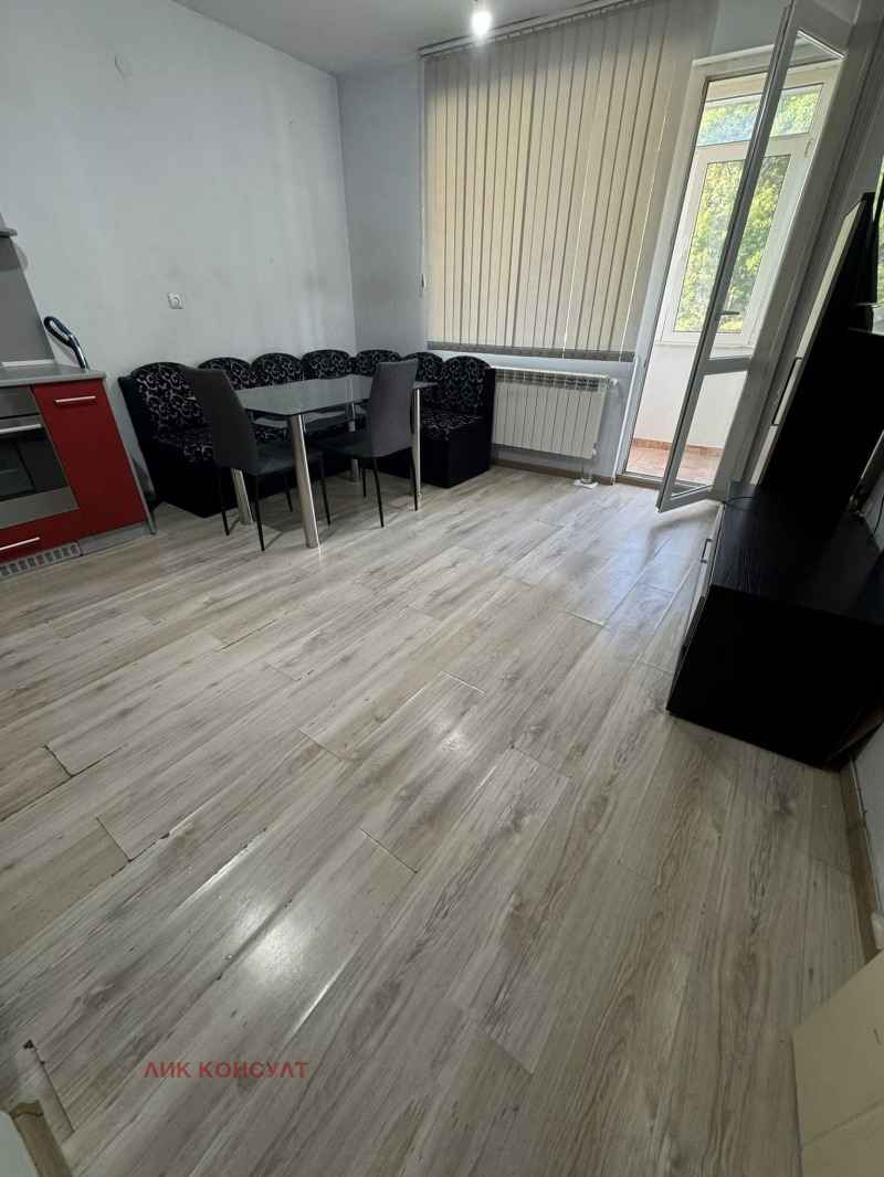 Продава  2-стаен град Търговище , Център , 70 кв.м | 39568629 - изображение [8]