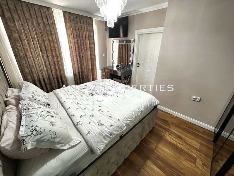 Till salu  1 sovrum Razgrad , Varosj , 68 kvm | 32792592 - bild [8]