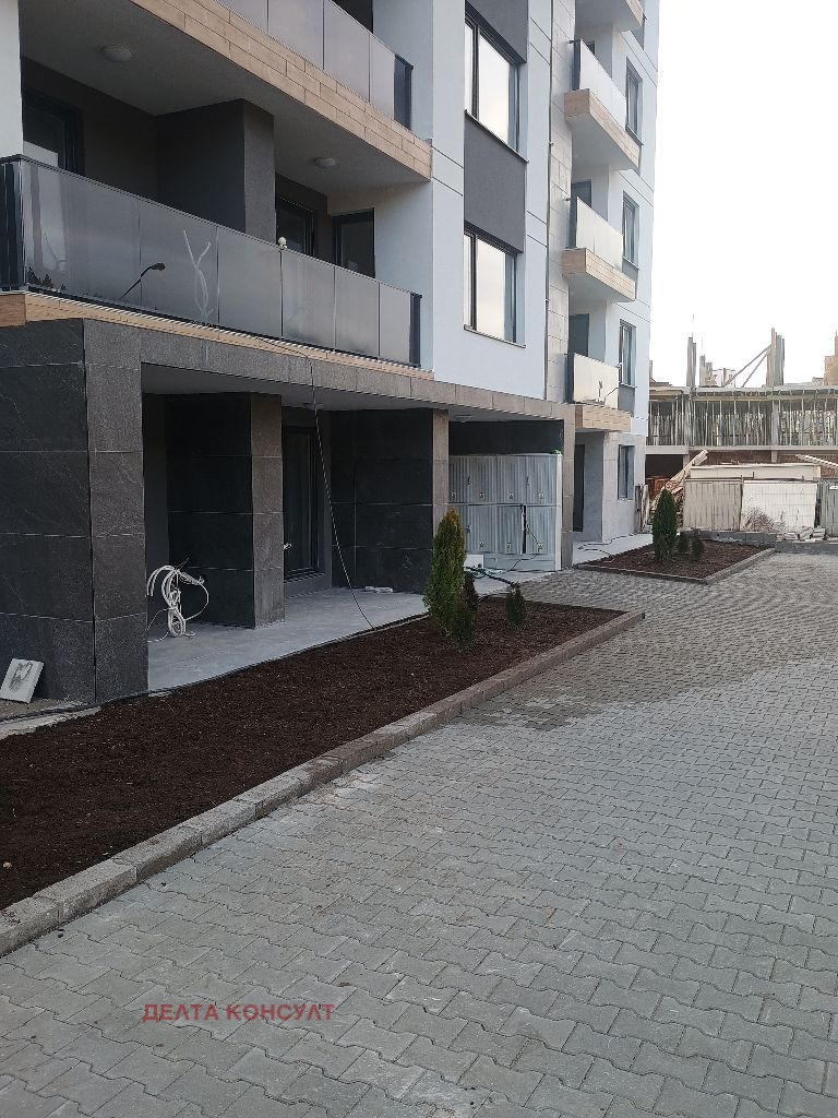 Продава 3-СТАЕН, гр. Перник, Изток, снимка 2 - Апартаменти - 48151524