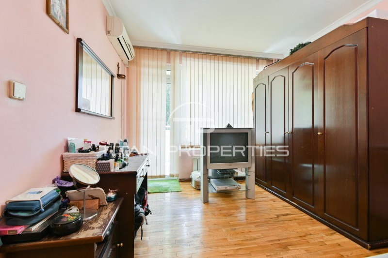 In vendita  2 camere da letto Sofia , Geo Milev , 135 mq | 25243316 - Immagine [4]
