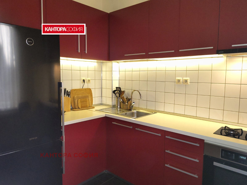 Продава  3-стаен, град София, Център •  350 000 EUR • ID 19868466 — holmes.bg - [1] 