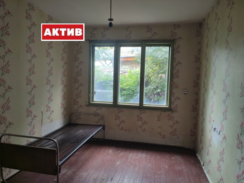 Продава ЕТАЖ ОТ КЪЩА, гр. Търговище, Малчо Малчев, снимка 5 - Етаж от къща - 52740745